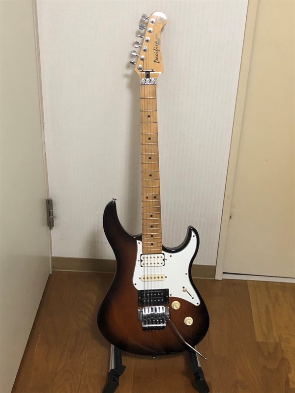 YAMAHA Pacifica 921Mの画像